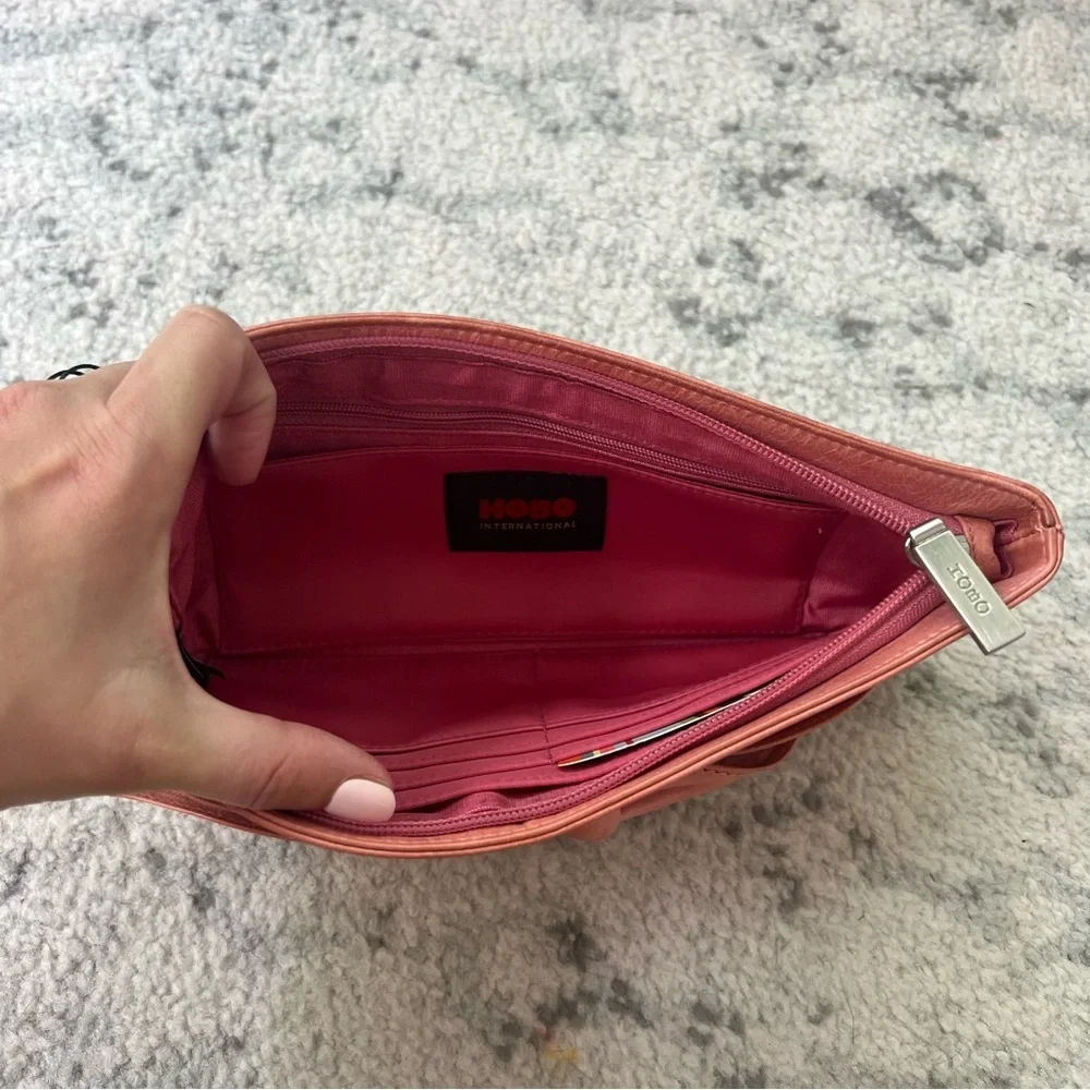 NWT Vintage Hobo International Pink Leather Wristlet Wallet Bow Detail - Picture 10 of 14